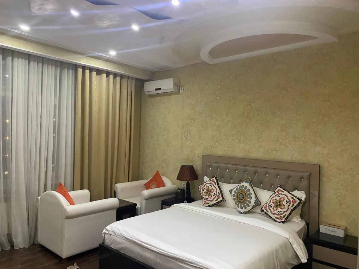 Sunrise Apartments Dushanbe Esterno foto