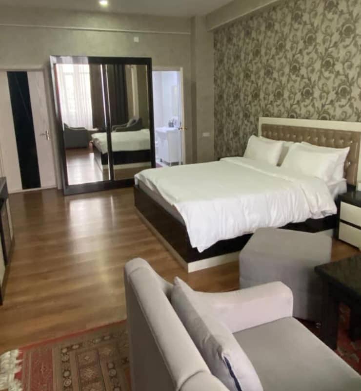 Sunrise Apartments Dushanbe Esterno foto