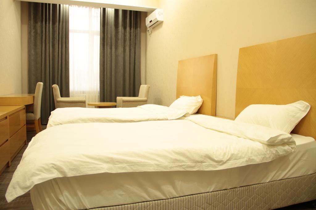 Sunrise Apartments Dushanbe Esterno foto