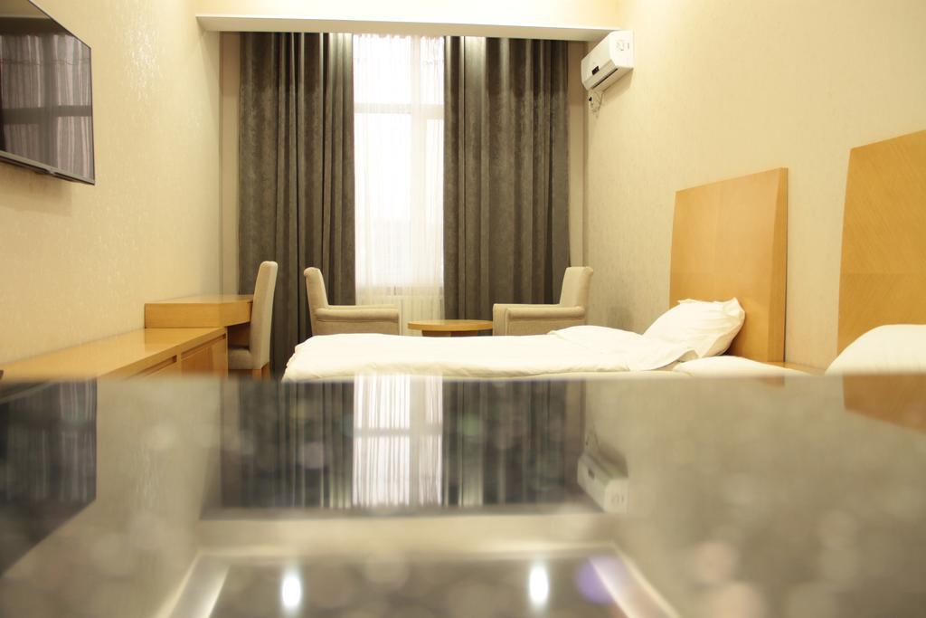 Sunrise Apartments Dushanbe Esterno foto