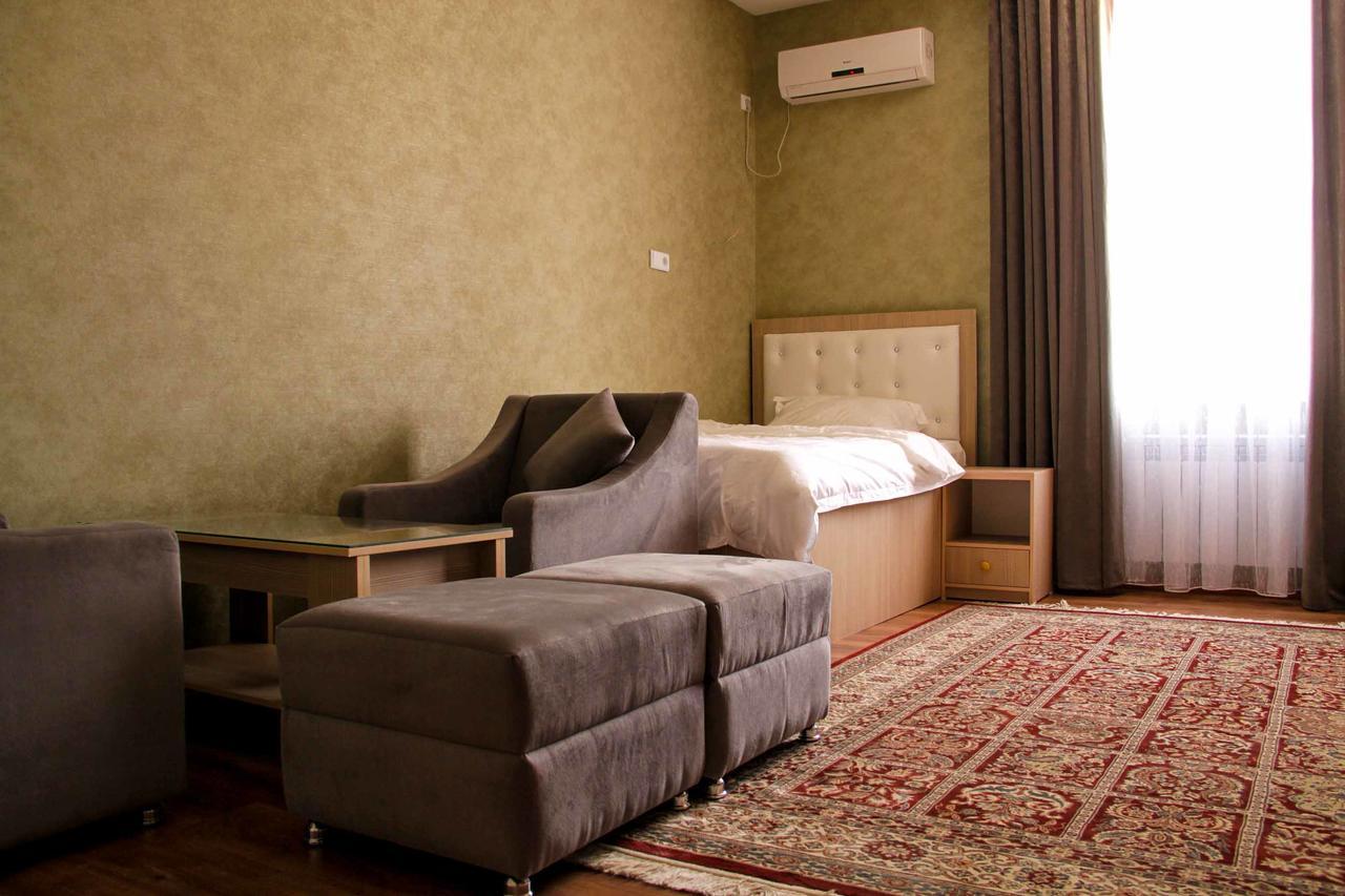 Sunrise Apartments Dushanbe Esterno foto