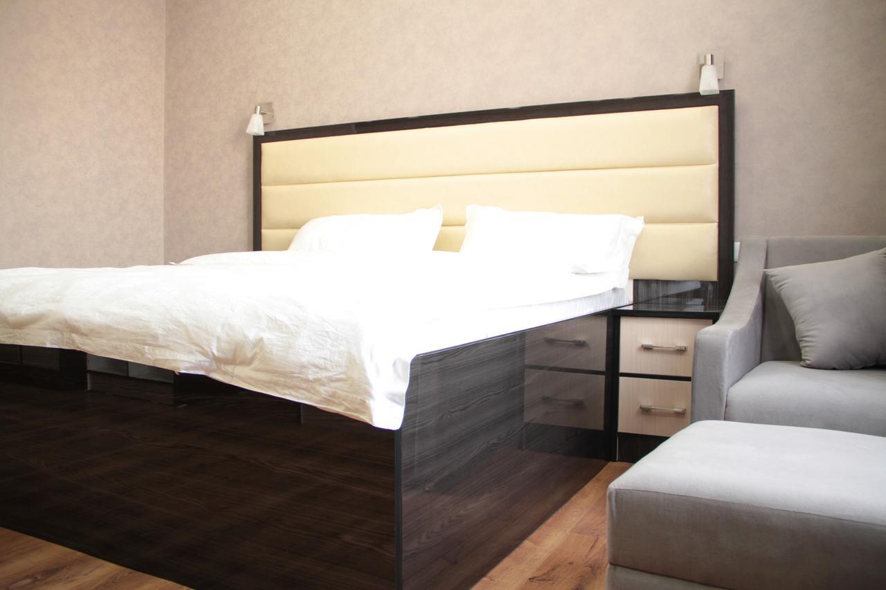 Sunrise Apartments Dushanbe Esterno foto