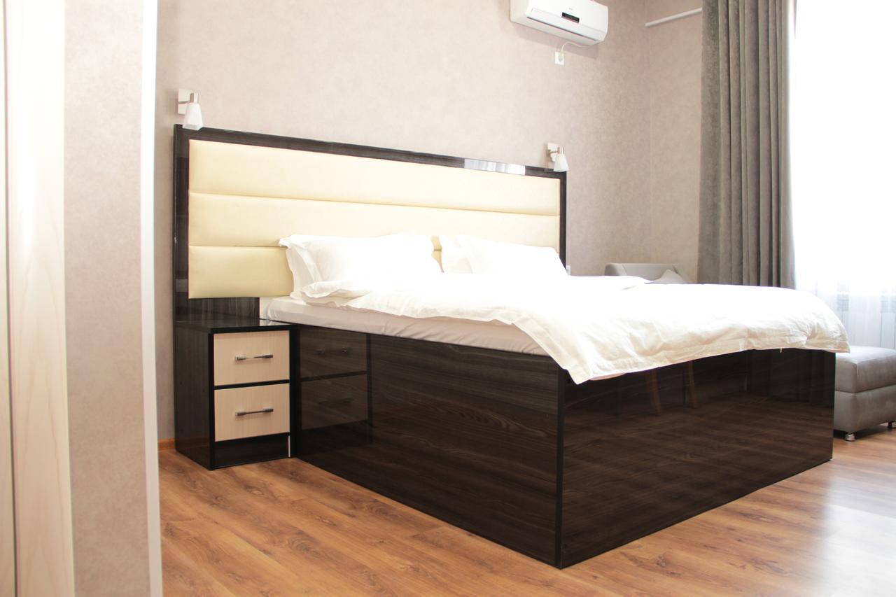 Sunrise Apartments Dushanbe Esterno foto